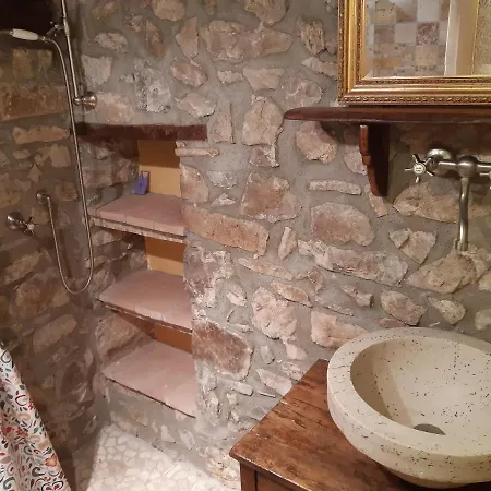 Casa Della Pace - In Antic Style With Own Entrance Bed and Breakfast
